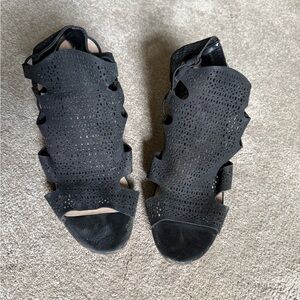 Vince Camuto Black Cut-Out Sandals